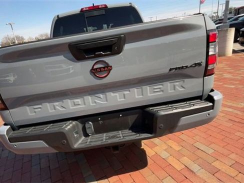 Used 2023 Nissan Frontier PRO-4X w/ Pro-4X Premium Package image 8