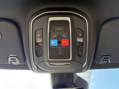 New 2026 Jeep Grand Wagoneer 4WD image 17