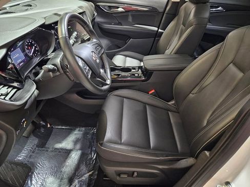 Used 2023 Buick Envision Essence image 11