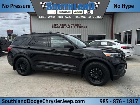 Used 2021 Ford Explorer XLT image 1