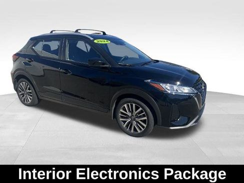 Certified 2024 Nissan Kicks SV w/ Interior Electronics Package FWD image 9