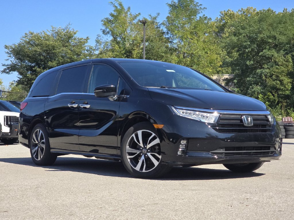 Used 2024 Honda Odyssey Touring image 1