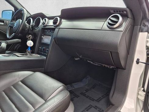 Used 2007 Ford Mustang Shelby GT500 RWD image 20