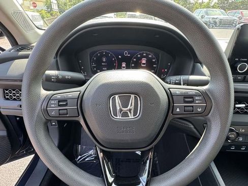 Certified 2023 Honda Accord EX image 21