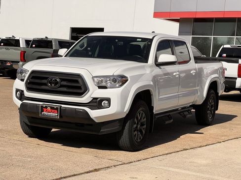 Used 2023 Toyota Tacoma SR5 image 8
