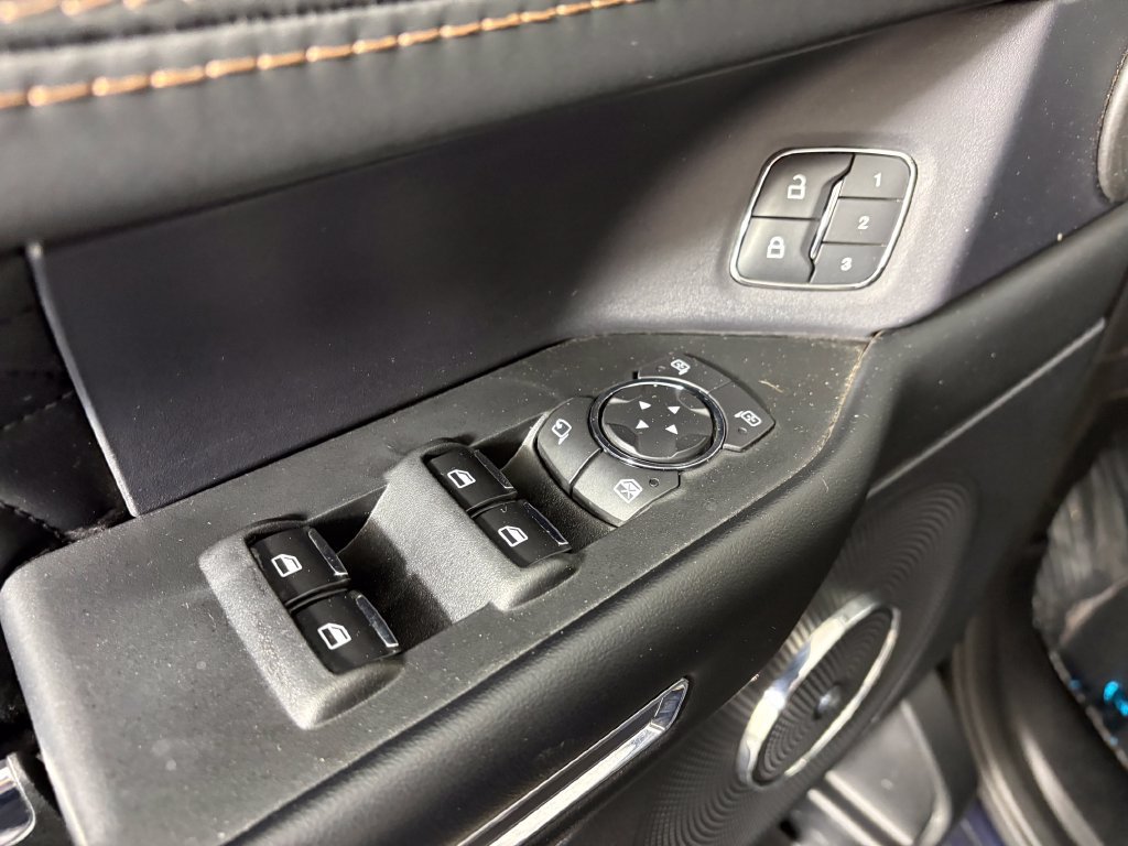 Certified 2021 Ford Expedition Platinum AWD/4WD image 13