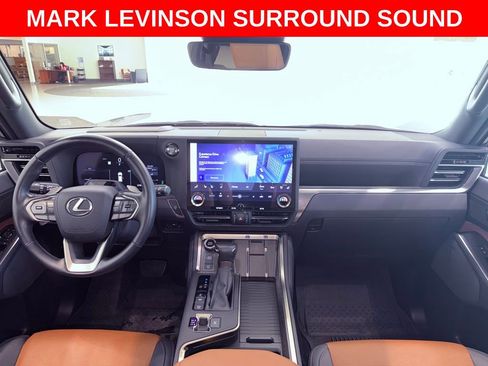 Certified 2024 Lexus GX 550 w/ Accessory Package (2T) image 16