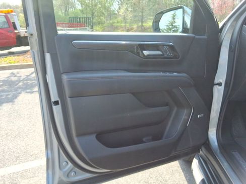 Certified 2025 Chevrolet Tahoe Premier AWD/4WD image 22