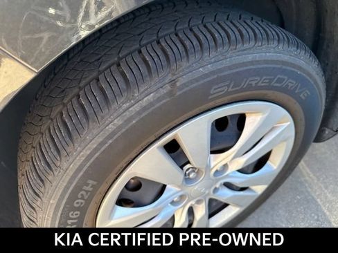 Certified 2022 Kia Soul LX FWD image 4