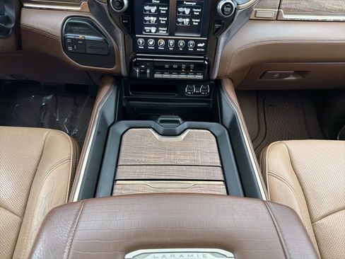 Used 2020 RAM 2500 Limited image 29