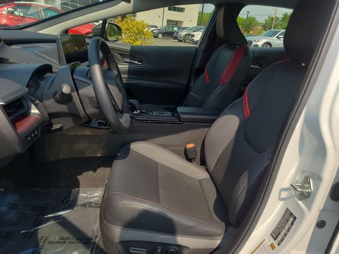 Certified 2023 Toyota Prius Prime FWD image 16