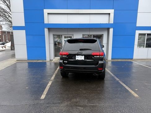 Used 2020 Jeep Grand Cherokee Altitude image 7