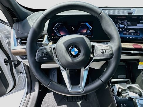 New 2026 BMW X1 xDrive28i w/ Technology Package AWD/4WD image 8