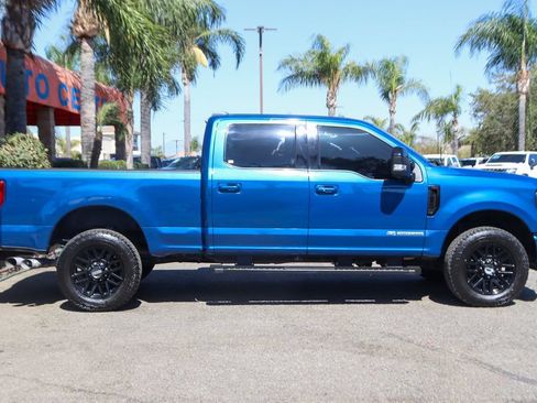 Used 2022 Ford F250 Lariat w/ Black Appearance Package AWD/4WD image 11