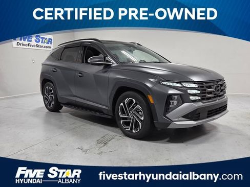 Certified 2025 Hyundai Tucson Limited FWD image 1