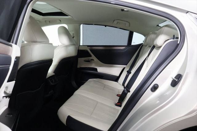 Certified 2024 Lexus ES 300h Ultra Luxury w/ Accessory Package (Z2) FWD image 11