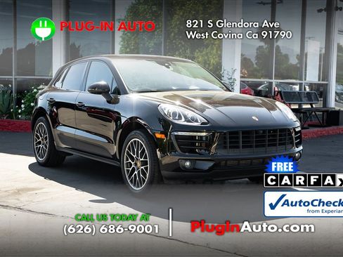 Used 2018 Porsche Macan AWD/4WD image 3