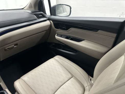 Used 2024 Honda Odyssey Elite image 13