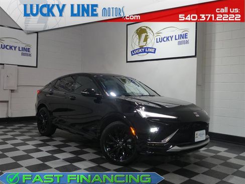 Used 2025 Buick Envista Sport Touring w/ Convenience I Package image 1