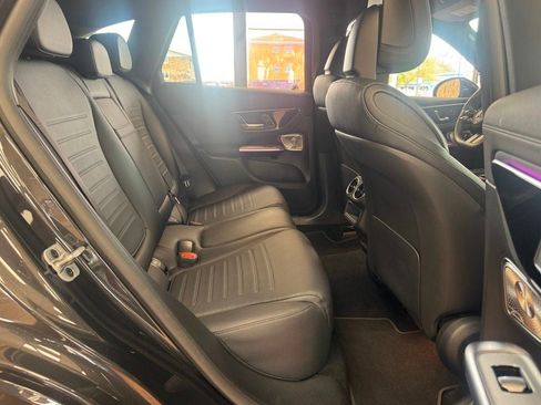 Used 2025 Mercedes-Benz GLC 350e 4MATIC w/ AMG Line image 21