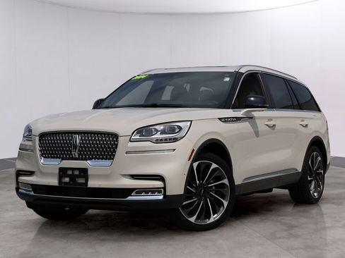 Used 2024 Lincoln Aviator Reserve w/ Equipment Group 201A AWD/4WD image 1