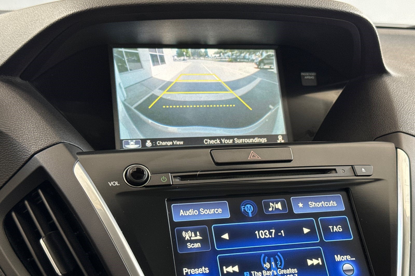 Used 2016 Acura MDX w/ Technology Package AWD/4WD image 26