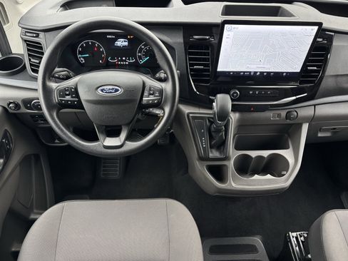 Used 2024 Ford Transit 350 XLT image 3