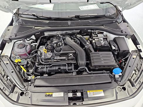 New 2026 Volkswagen Jetta SE FWD image 11