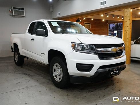 Used 2018 Chevrolet Colorado W/T RWD image 3