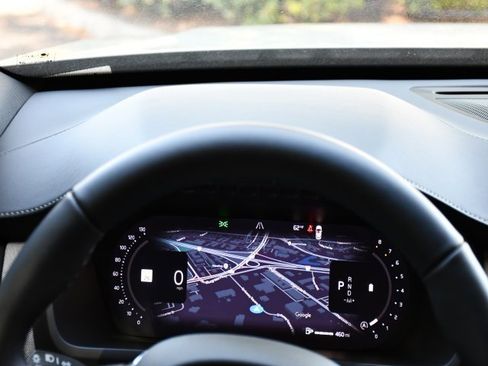 New 2026 Volvo XC90 B6 Plus w/ Protection Package Premier image 24