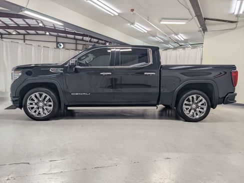 Used 2023 GMC Sierra 1500 Denali w/ Denali Reserve Package AWD/4WD image 26