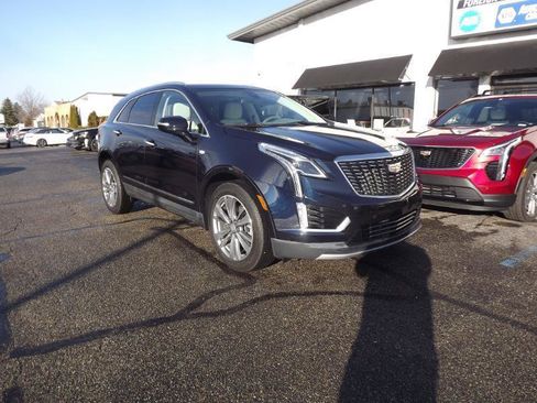 Used 2021 Cadillac XT5 Premium Luxury w/ LPO, Floor Liner Package image 7