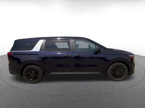 Used 2026 Kia Carnival FWD image 16