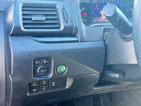 Used 2024 Honda Passport Black Edition image 10