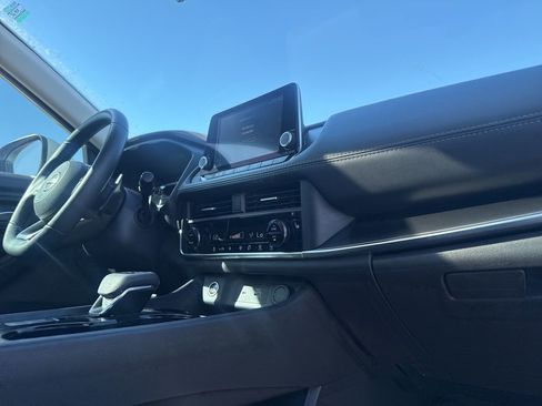 Certified 2023 Nissan Rogue SV w/ SV Premium B Package image 24