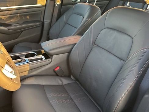 New 2025 Nissan Altima 2.5 SR w/ SR Premium Package image 10