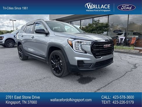 Used 2024 GMC Terrain SLE w/ Driver Convenience Package AWD/4WD image 1