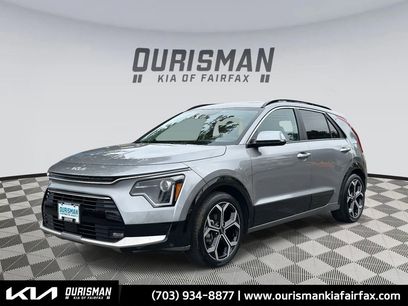 Used 2023 Kia Niro EX Touring