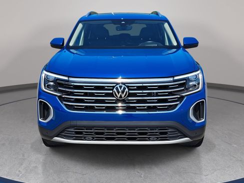 Used 2026 Volkswagen Atlas SEL AWD/4WD image 2
