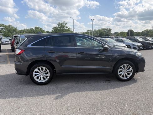 Used 2016 Acura RDX AWD w/ Technology Package image 4