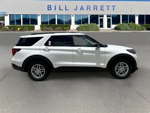 New 2026 Ford Explorer Active w/ Active Comfort Package RWD image 3
