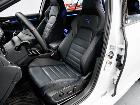 Used 2024 Volkswagen Golf R AWD/4WD image 8