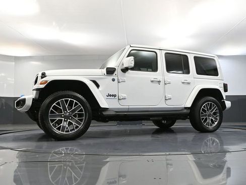 Used 2023 Jeep Wrangler High Altitude image 54