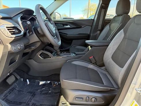 Used 2023 Chevrolet TrailBlazer LT w/ Convenience Package image 6