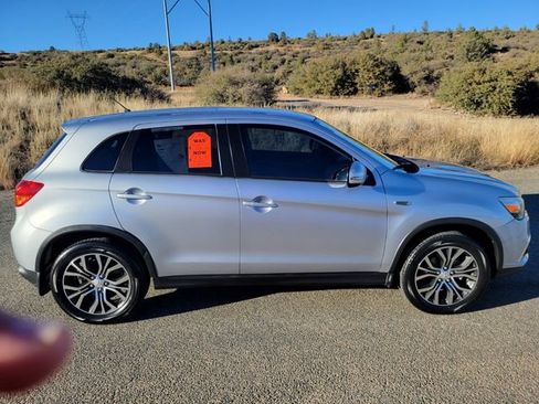 Used 2016 Mitsubishi Outlander Sport ES image 3