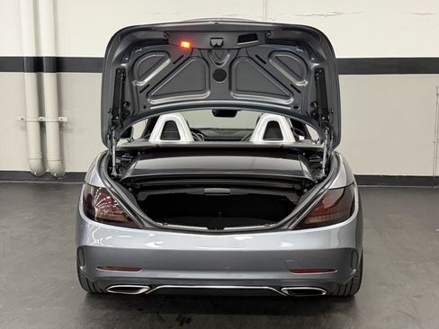 Used 2020 Mercedes-Benz SLC 300 image 15