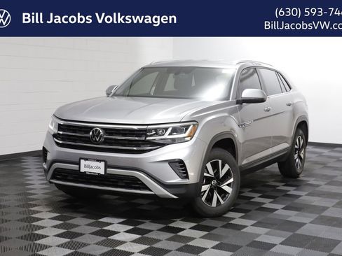 Used 2023 Volkswagen Atlas Cross Sport SE AWD/4WD image 1