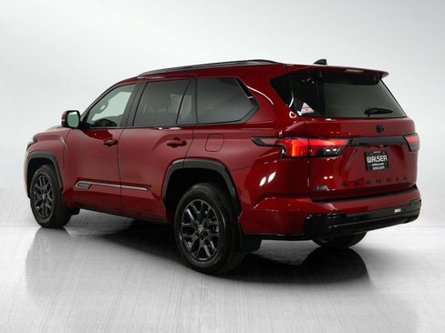 Used 2026 Toyota Sequoia Platinum image 3