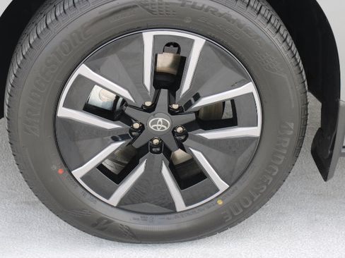 Certified 2026 Toyota bZ FWD image 9