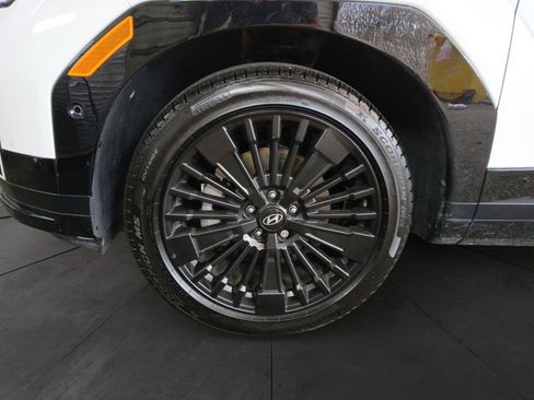 Used 2025 Hyundai Santa Fe Calligraphy image 14